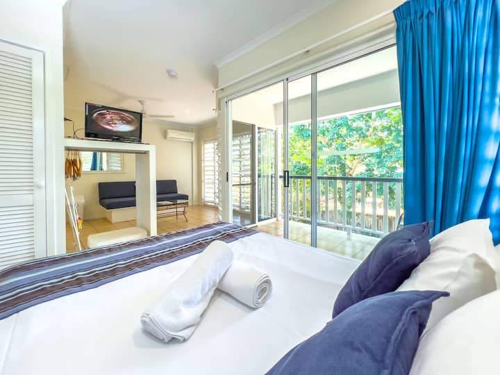 Mango Eden Villa - Airlie Beach