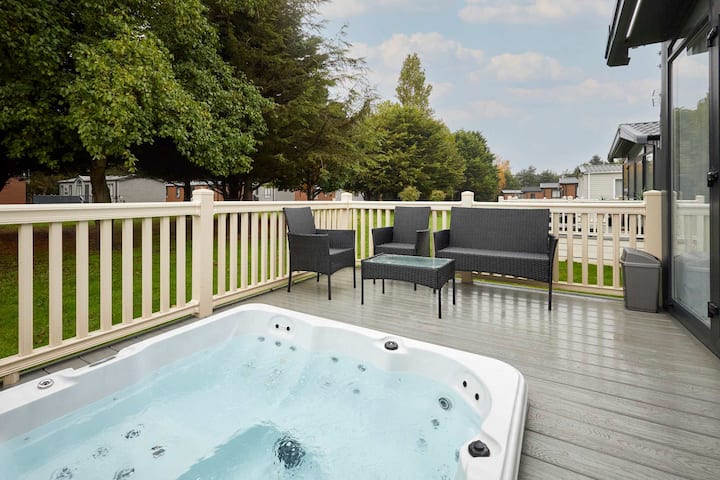 Host & Stay | Falconers Lodge - Yorkshire