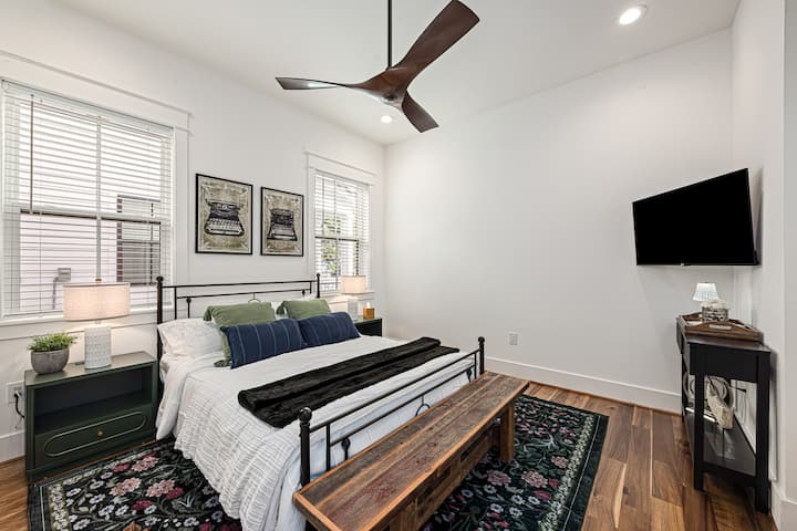 Hlavná hlavná spálňa s manželskou posteľou King