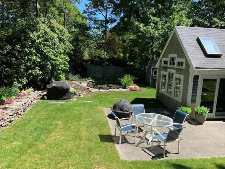 Fully Fenced Yard For Your Dog! - Orleans, MA