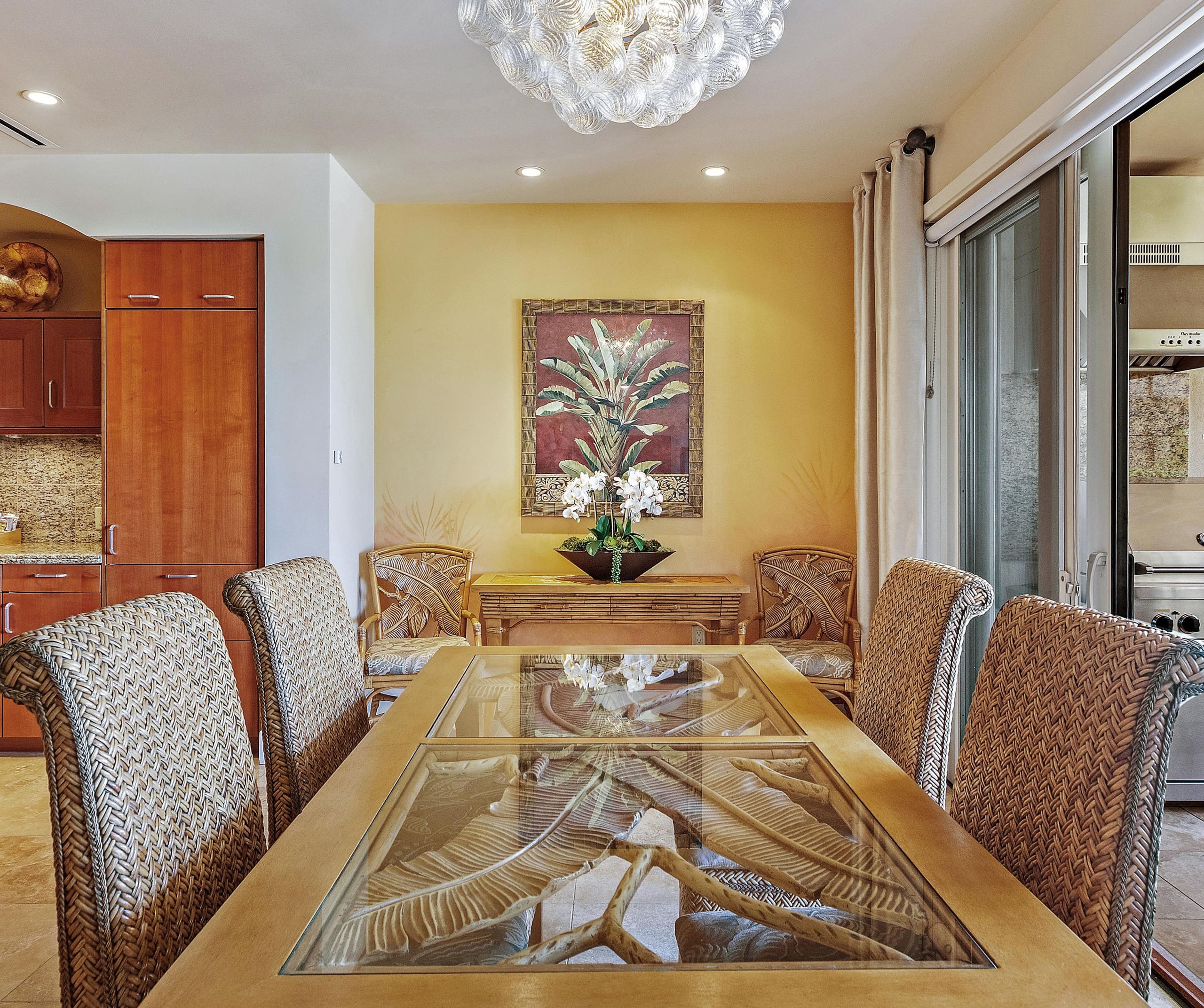 Condo in Kihei · ★5.0 · 2 bedrooms · 4 beds · 2 baths - Image 11