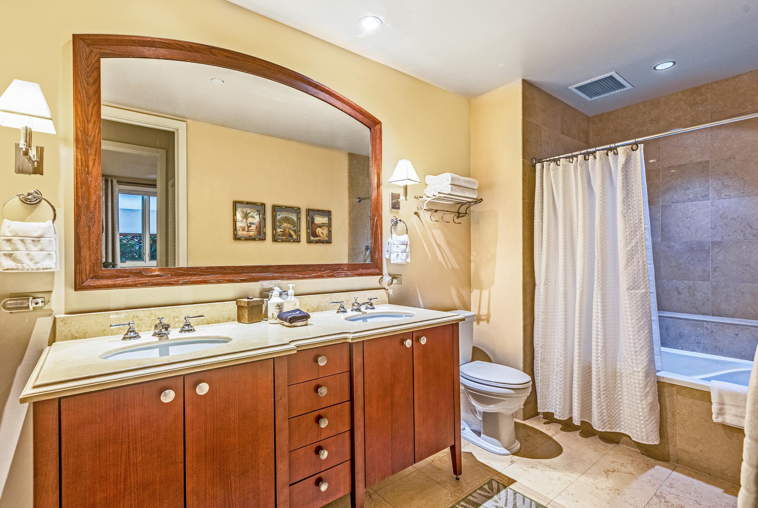Condo in Kihei · ★5.0 · 2 bedrooms · 4 beds · 2 baths - Image 25