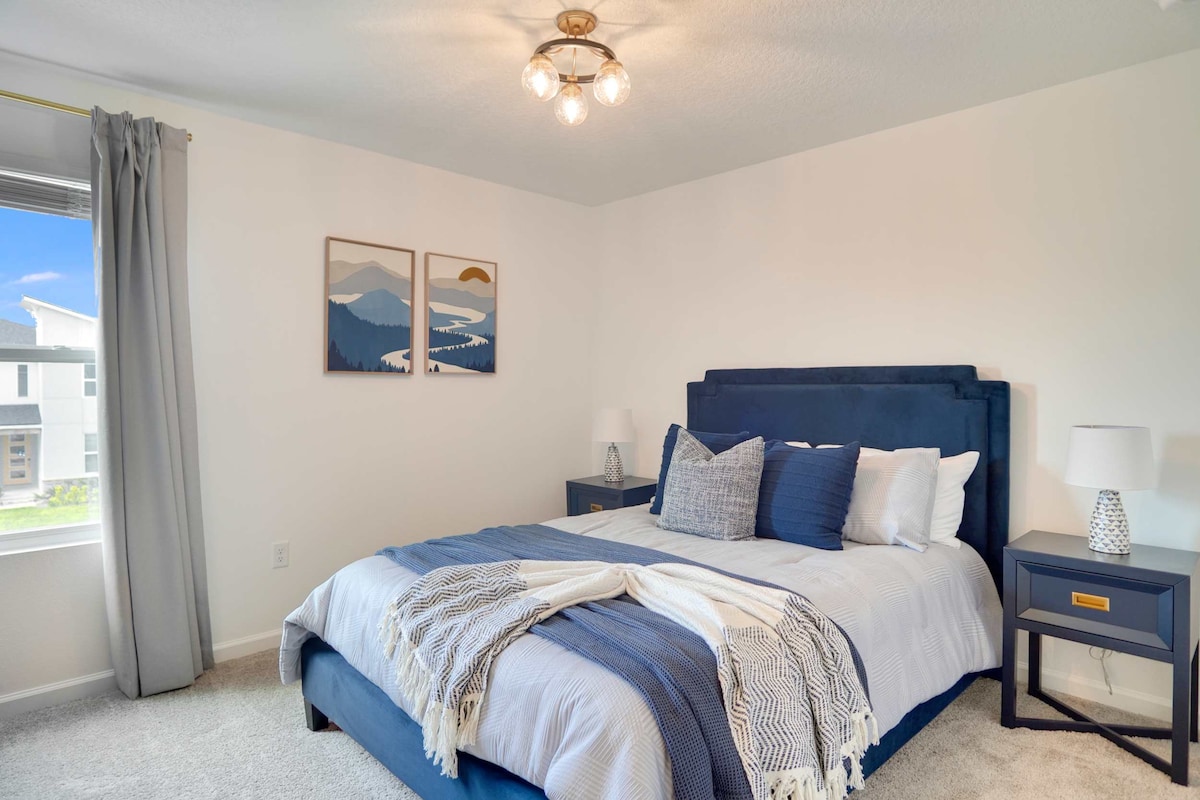 Спална соба со брачен кревет (широк 150 – 179 см) 5