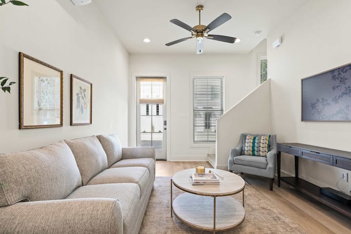 New Steiner House • River Ranch • King • Office - Lafayette, LA