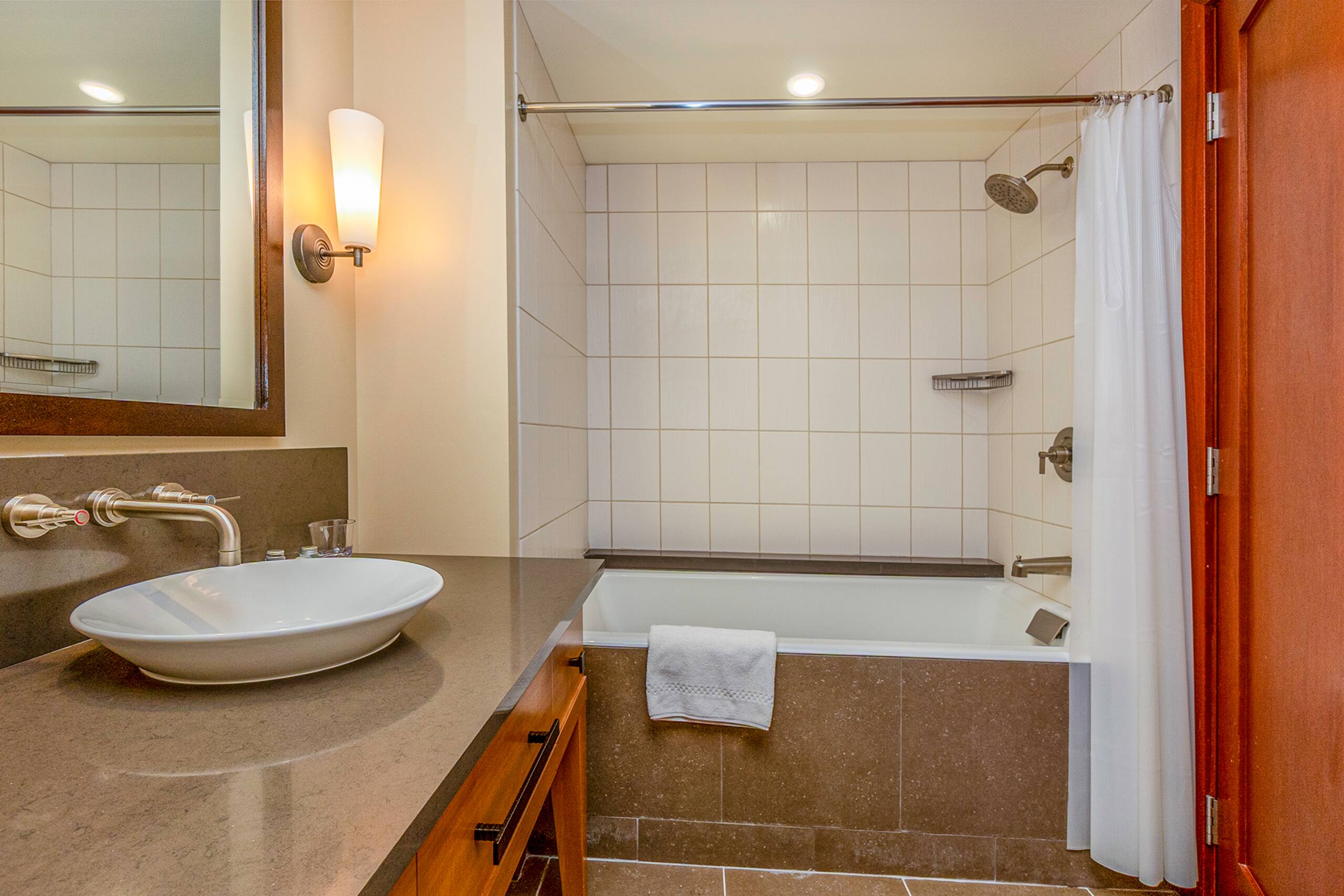 Brand New - Direct Ocean Front Beach Villas Resort - Image 17