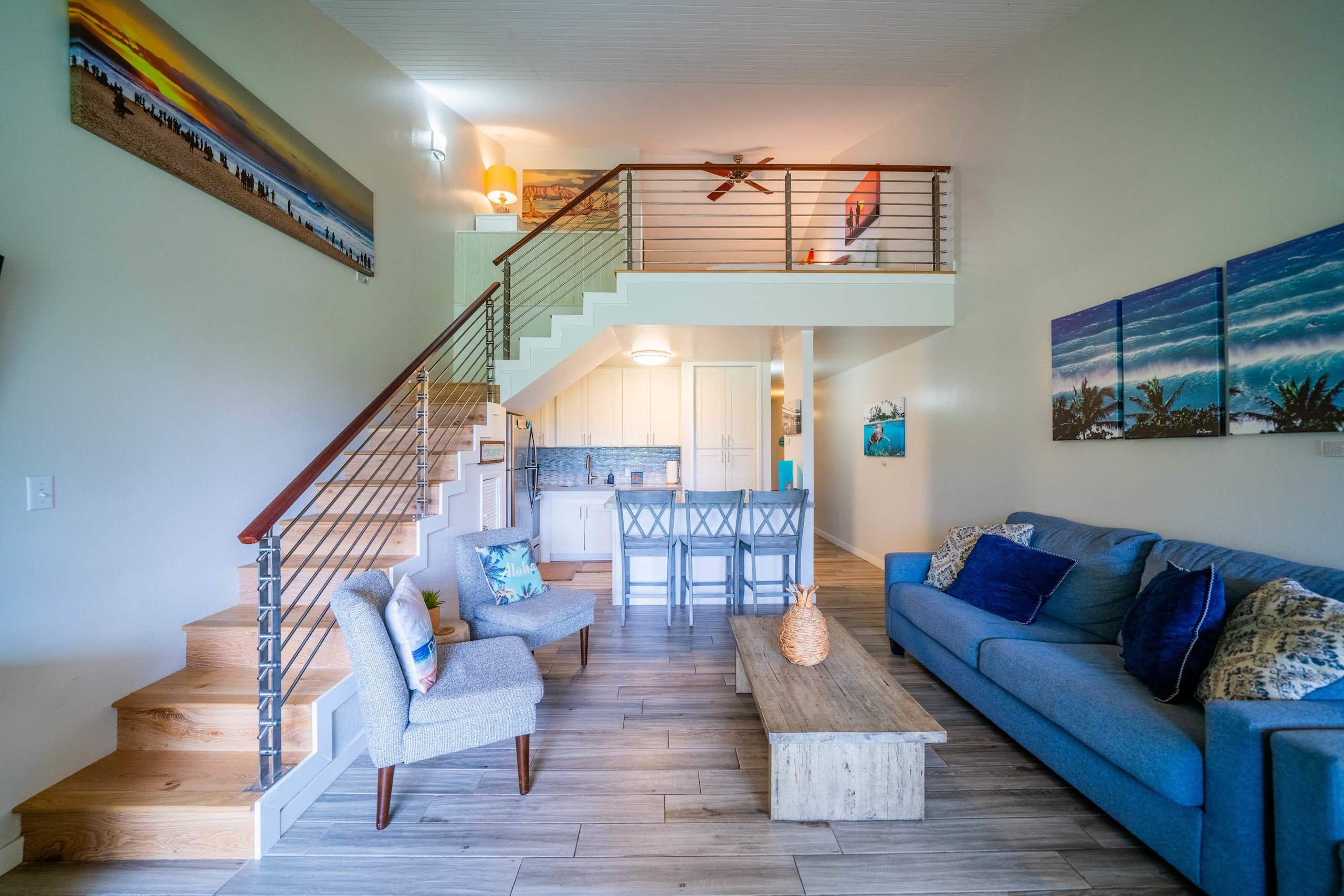 Magnificent Newly Renovated TBay Golf Course Condo - Image 1
