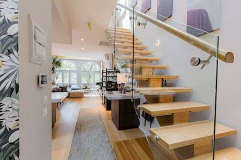 Spacious Modern Apartment in the heart of Fitzroy