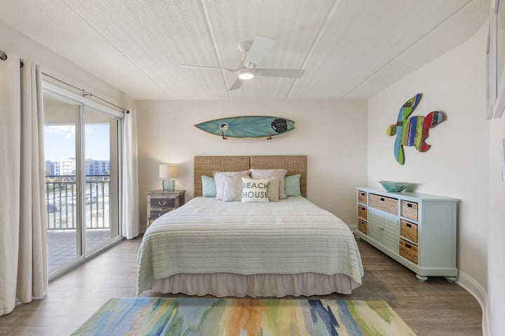 Dormitorio de invitados 2 con cama tamaño king