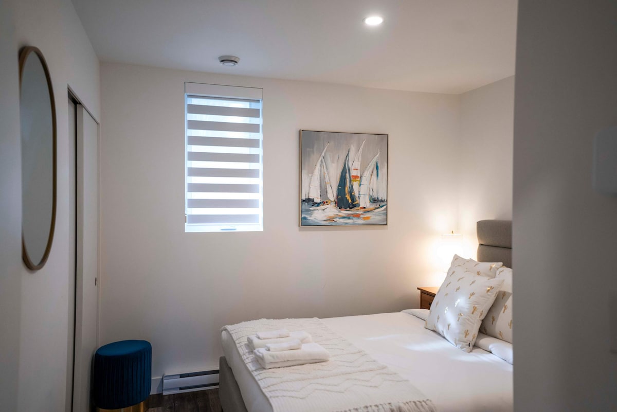 Chambre 1 - Lit queen