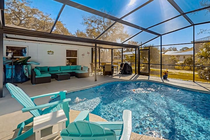 Private Pool, Peaceful Acreage, Pet-friendly - Port Orange, FL