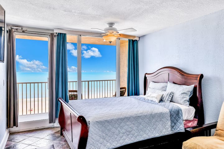 Oceanfront Balcony + Affordable Beach Escape - Port Orange, FL