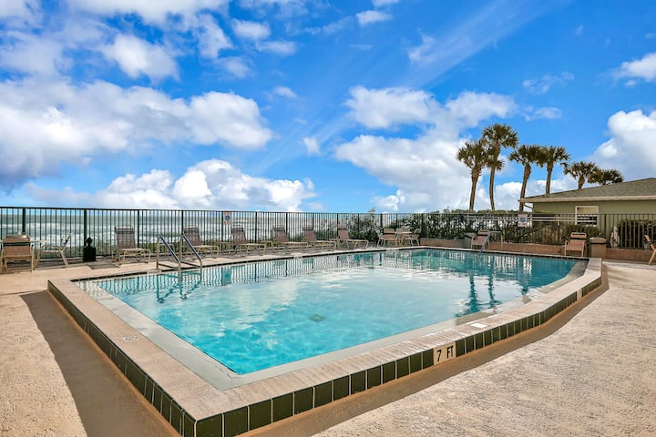 City 1br 6th-floor | Balcony | Pool - Ormond Beach, FL