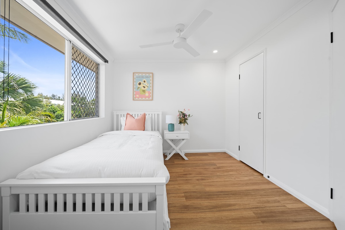 ห้องนอนที่ 3 เหมาะสำหรับเด็กหรือผู้เข้าพักเสริม