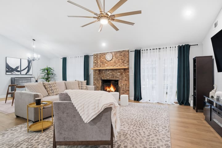 Shadowlake: 4br House - Charlotte