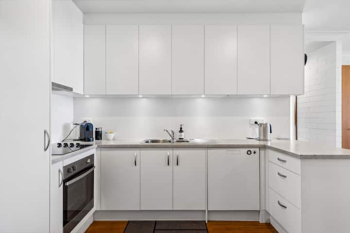 Casa Blanca At The Dolphins, Beachside Port Elliot - Middleton