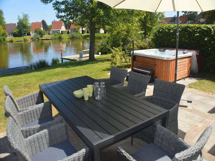 Maison Avec Sauna, Spa Extérieur Et Pédalo - Stadskanaal