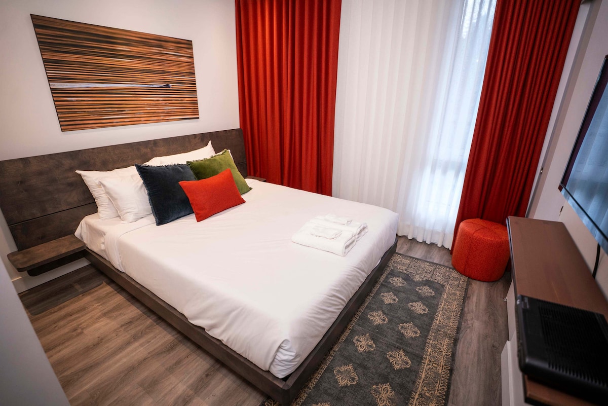 Chambre 1 - Lit queen