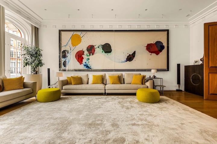 Spacious 3-Bed in Prime Belgravia - Apartments for Rent in Greater ...