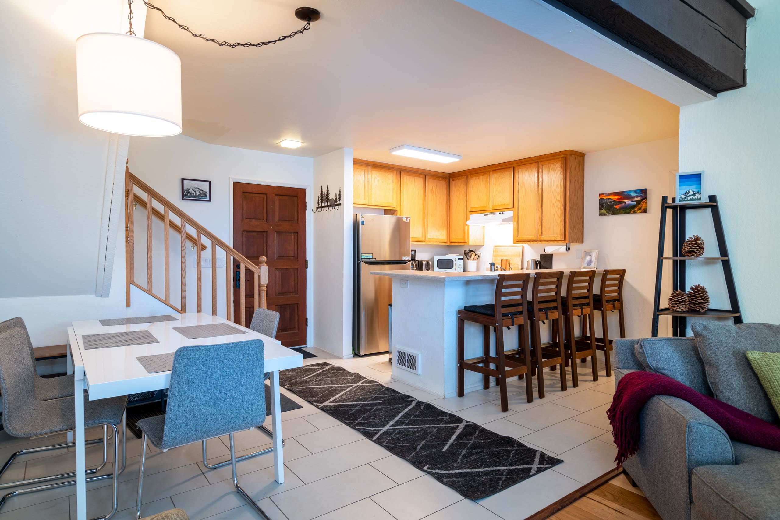 Alpine Meadows Ski & Hike Retreat, Sleeps 6 - Photo 8