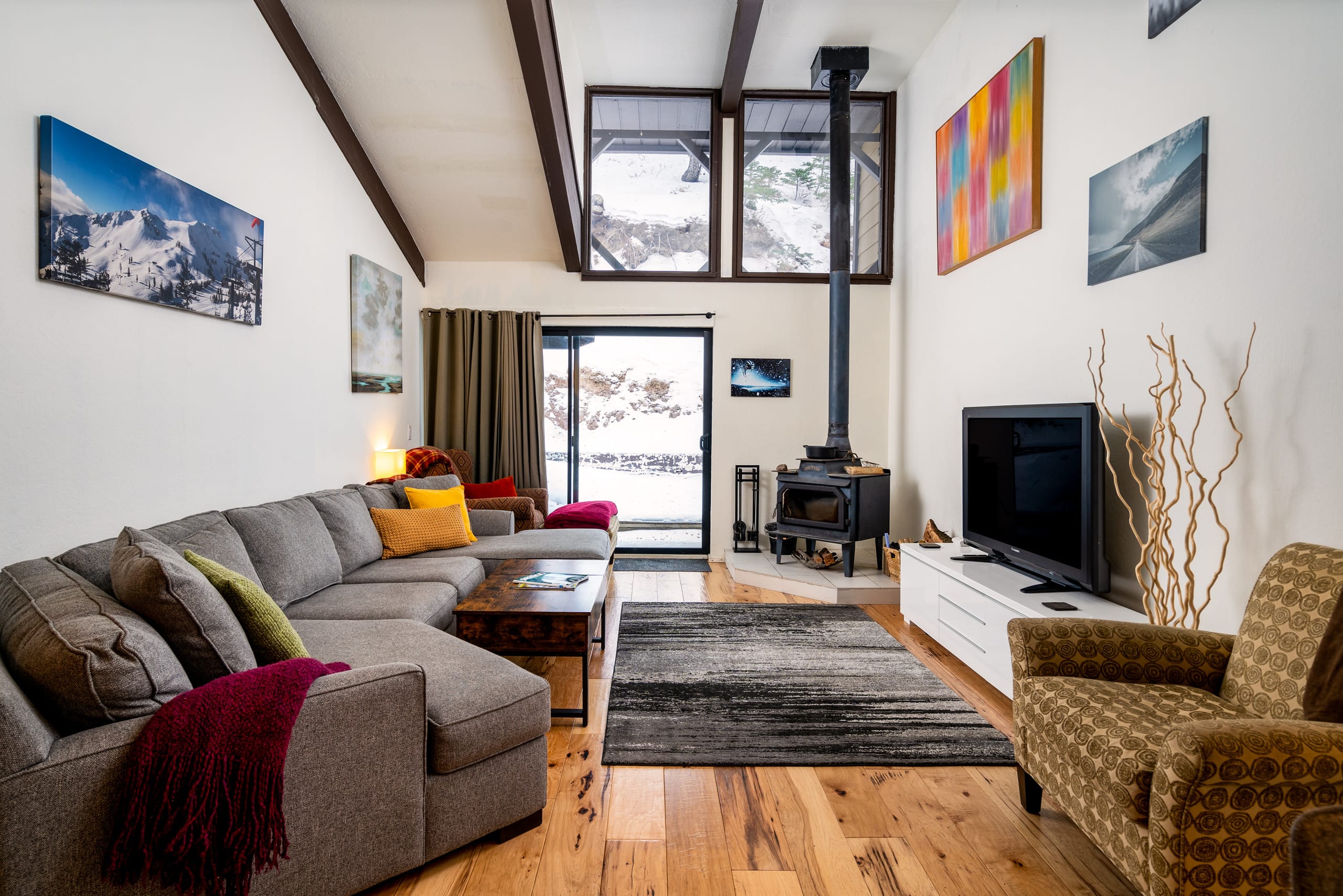 Alpine Meadows Ski & Hike Retreat, Sleeps 6 - Photo 1