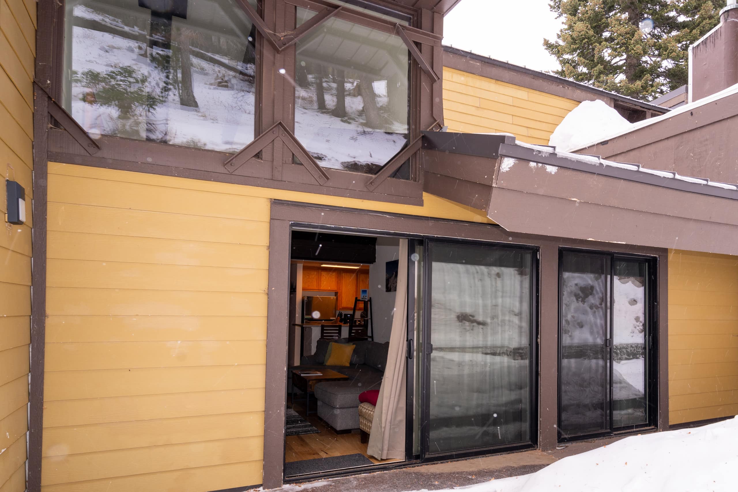 Alpine Meadows Ski & Hike Retreat, Sleeps 6 - Photo 26