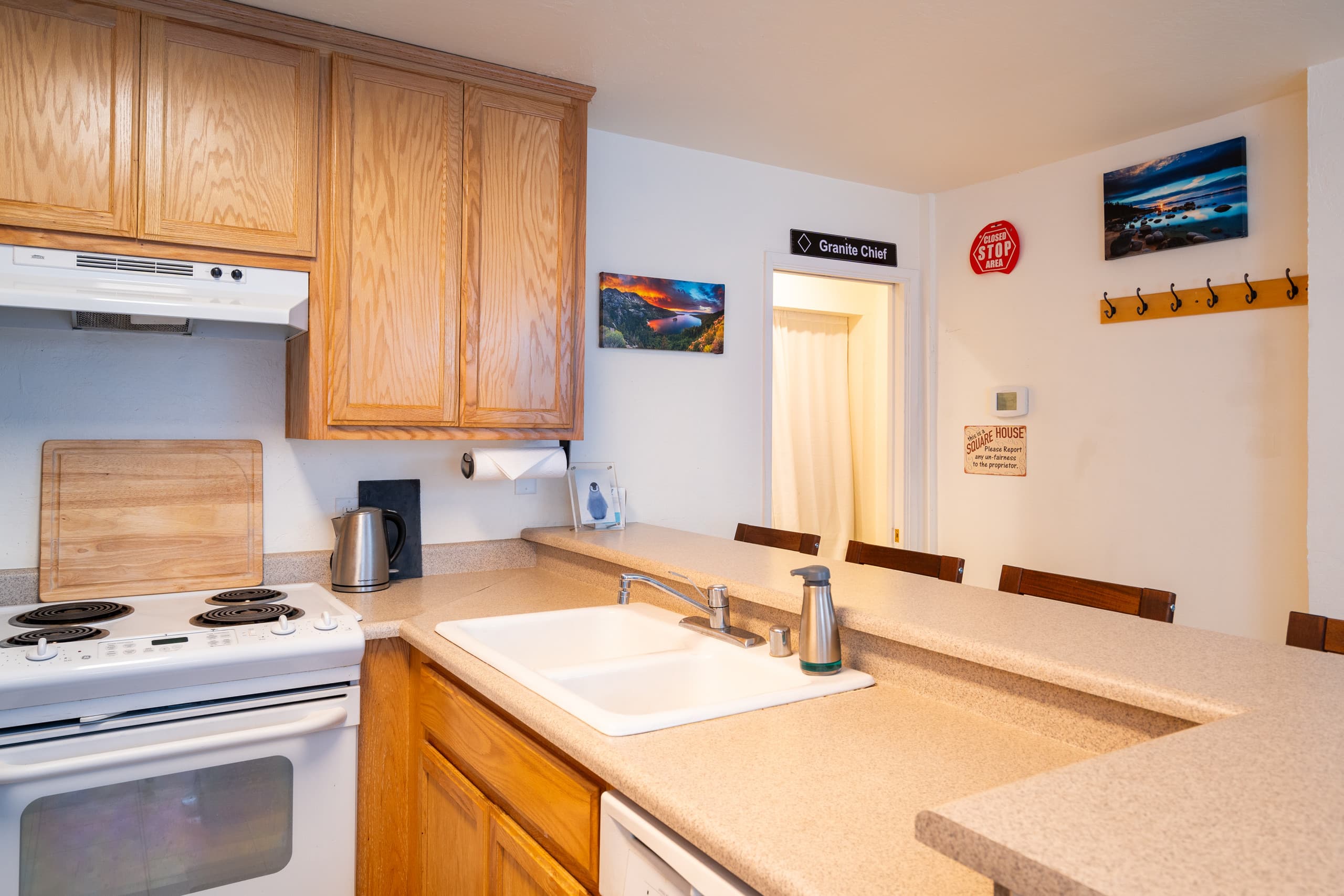 Alpine Meadows Ski & Hike Retreat, Sleeps 6 - Photo 13