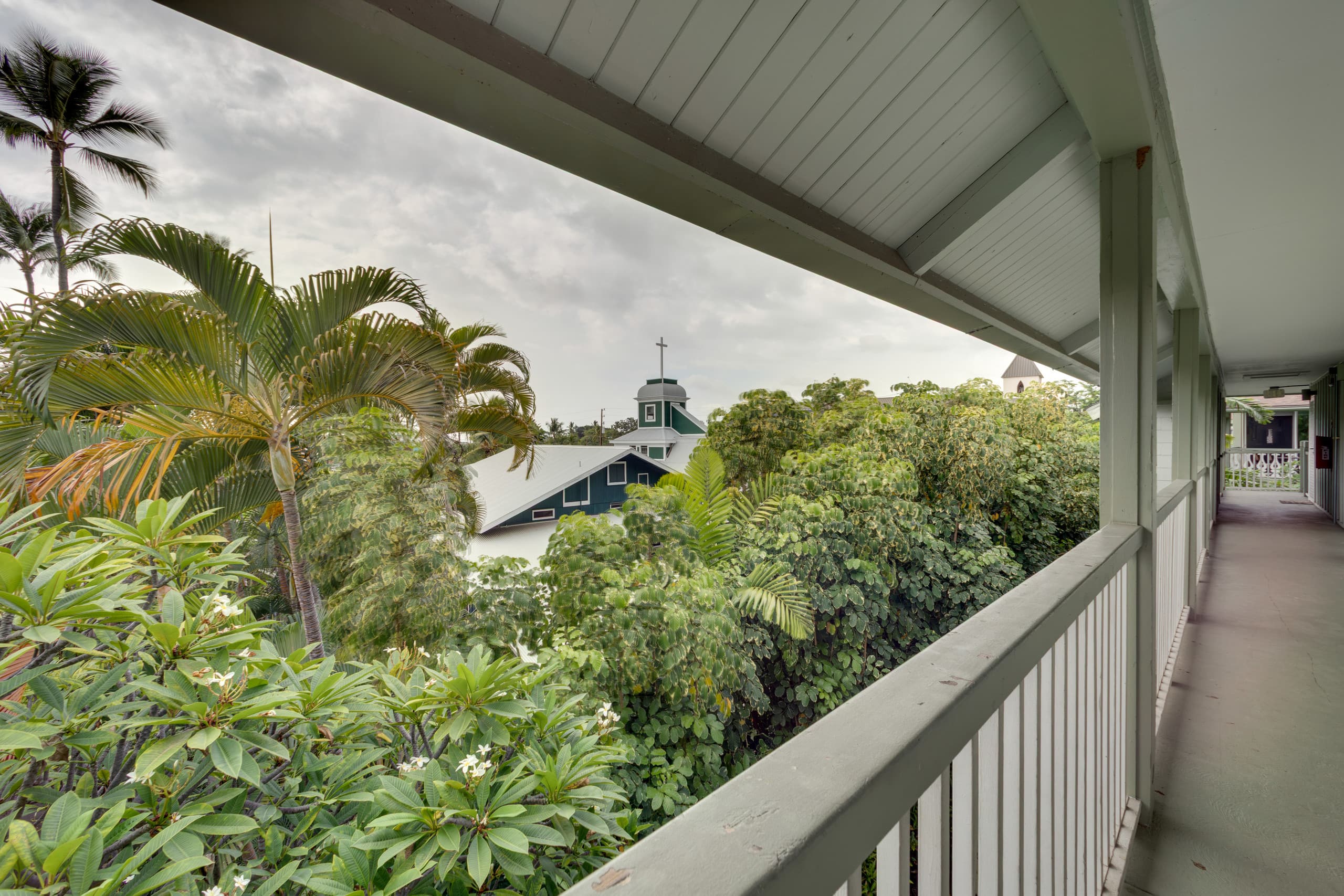 Kona Studio Steps From Shore: Sip, Swim, Explore! - Image 15