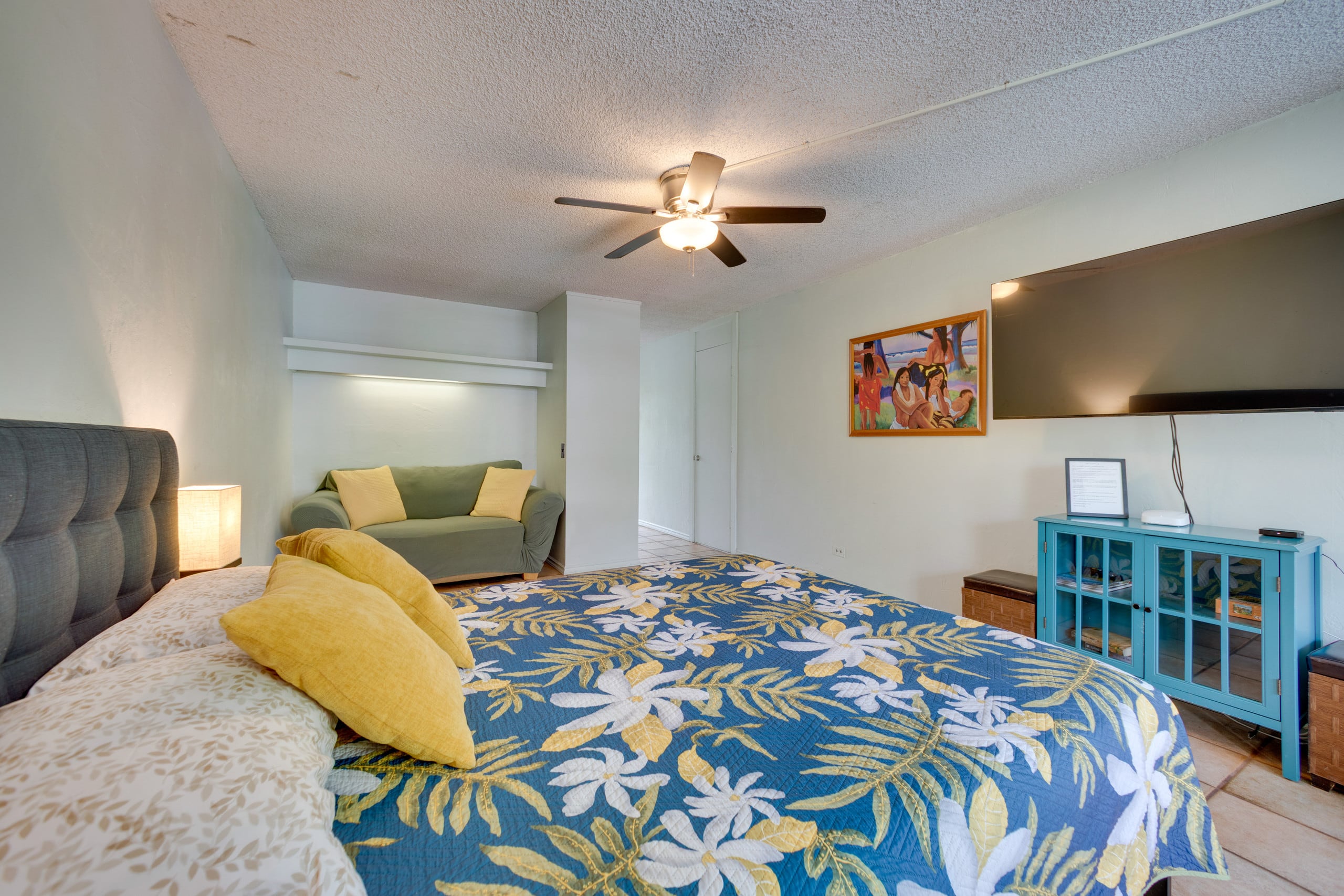 Walk to Waves! Islander's Escape on the Kona Coast - Image 6