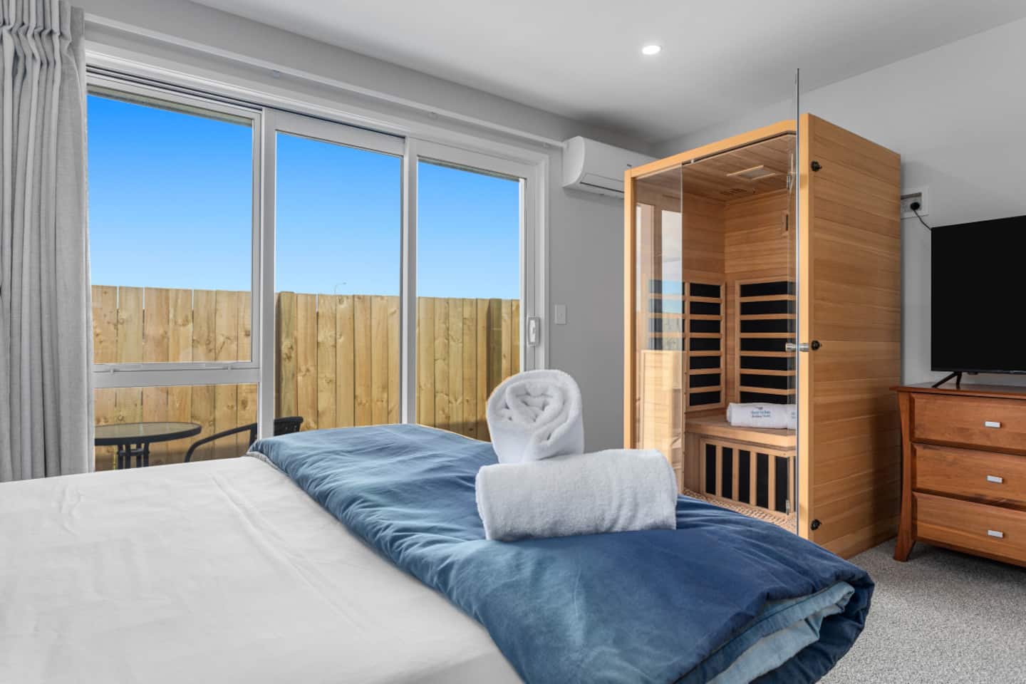 Beachside Sauna Retreat 1