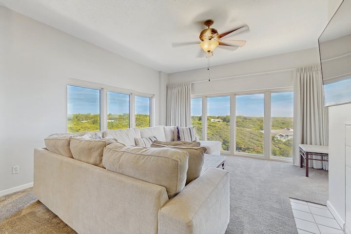 2br Gulf Condo: Balcony, Pool, Beach Access - Santa Rosa Beach, FL