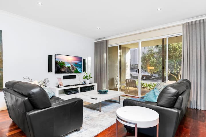 Surf & Saunter Coogee - A Sepal Stay - Fremantle