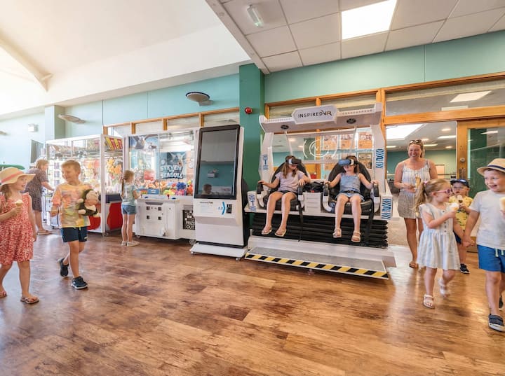 Silver 3 Bed Pet, Hayling Island Holiday Park - West Sussex