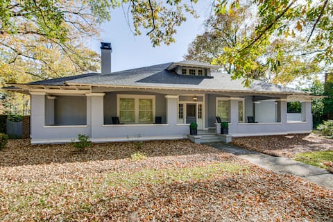 Walk to Coker University & Dtwn! Home w/ Game Room
