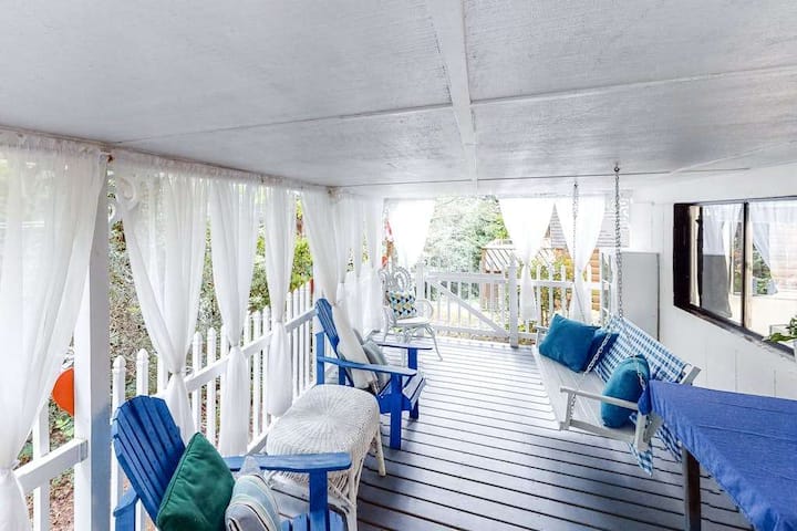 Cozy Home, Sleep 6, Inviting Deck, Game Room, Hot - Anakeesta, Gatlinburg