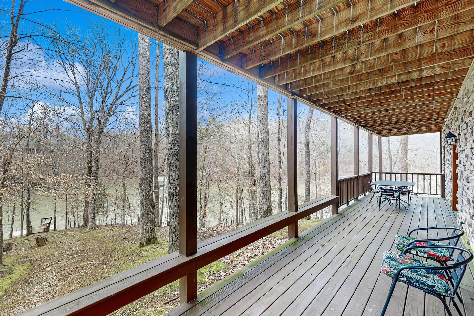 Private Dock, Lakefront Cabin Stay, Firepit Nights
