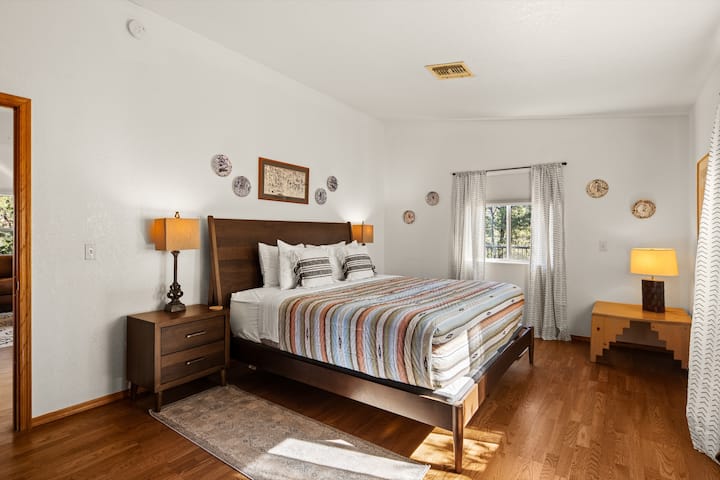 Spálňa 1 - manželská posteľ