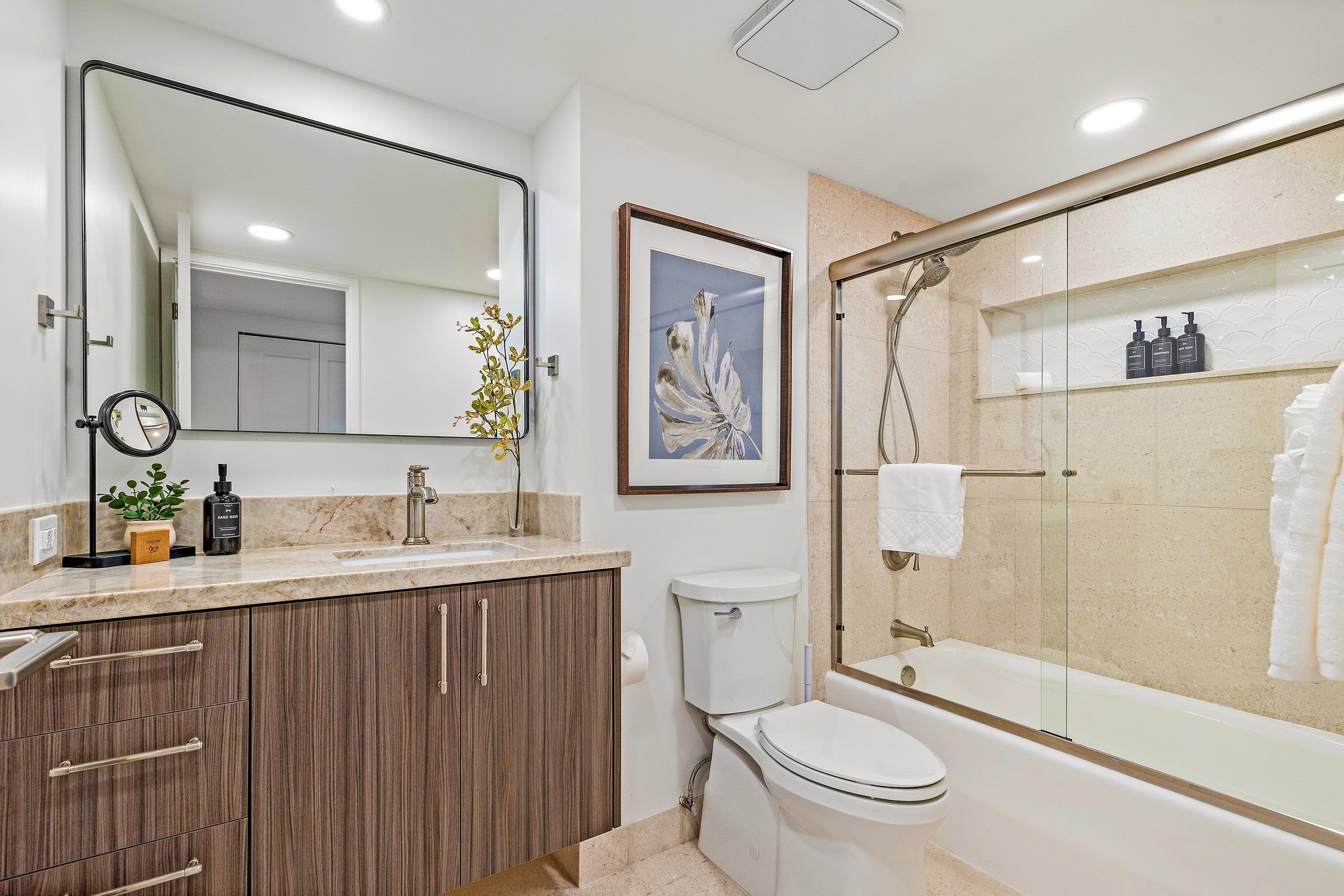 Condo in Lahaina · ★5.0 · 2 bedrooms · 3 beds · 2 baths - Image 28