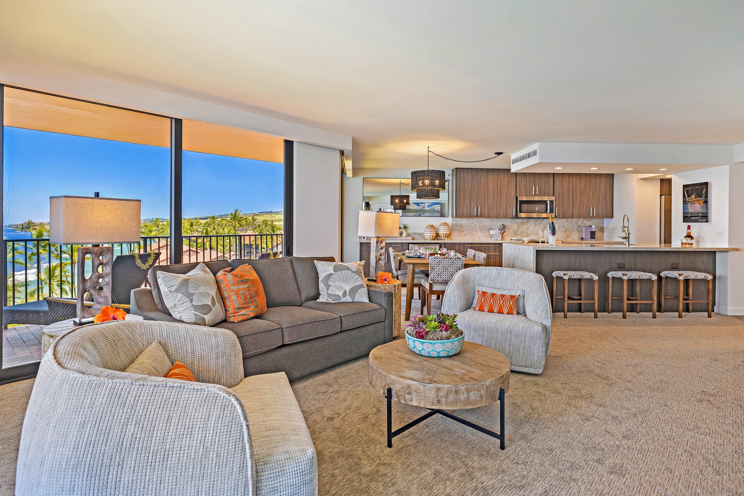 Condo in Lahaina · ★5.0 · 2 bedrooms · 3 beds · 2 baths - Image 3