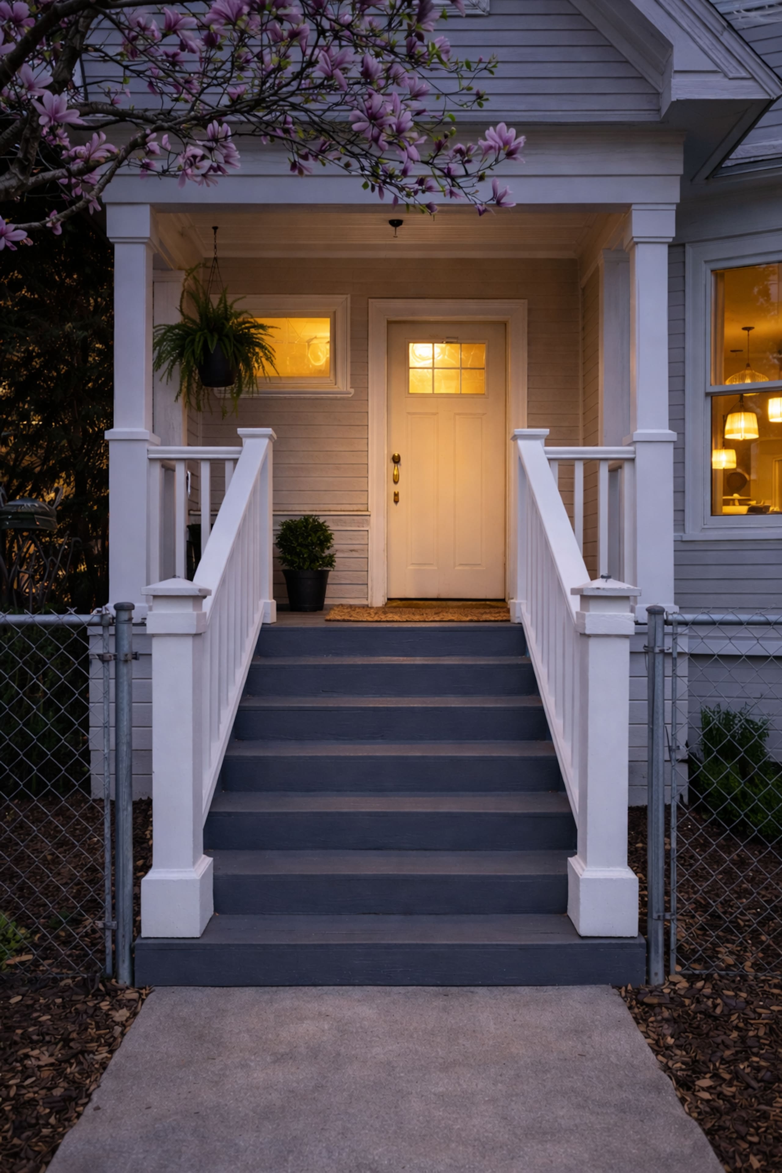 Spacious 4BR Home with Large Backyard in Oakland - Photo 16
