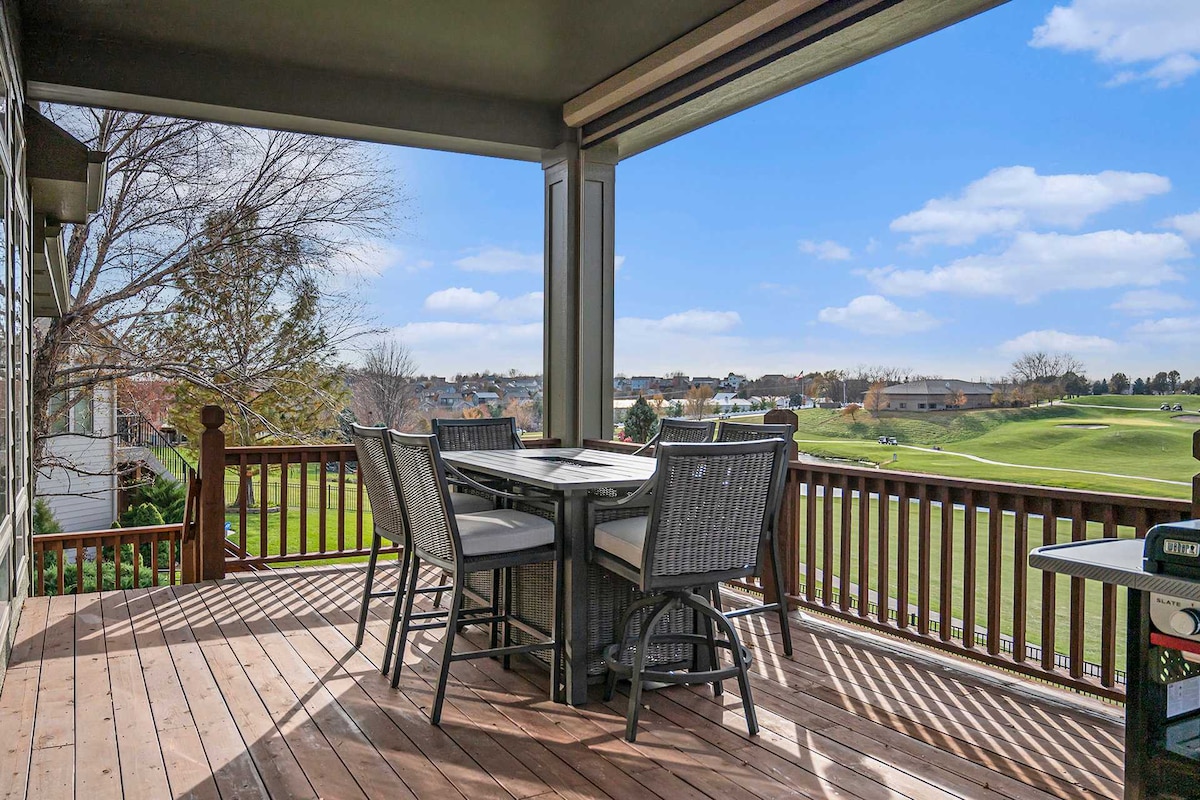 Photo inspiration: Mulligan Manor Scenic Golf Views Fun Amenities Photo Inspiration