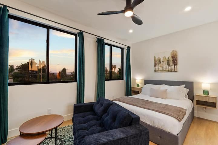 Private Studio - Stylish, Cozy & Central - San Diego, CA