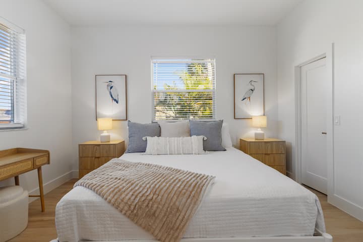 Luxury Beach Retreat-private Pool-walk To Beach - Englewood, FL