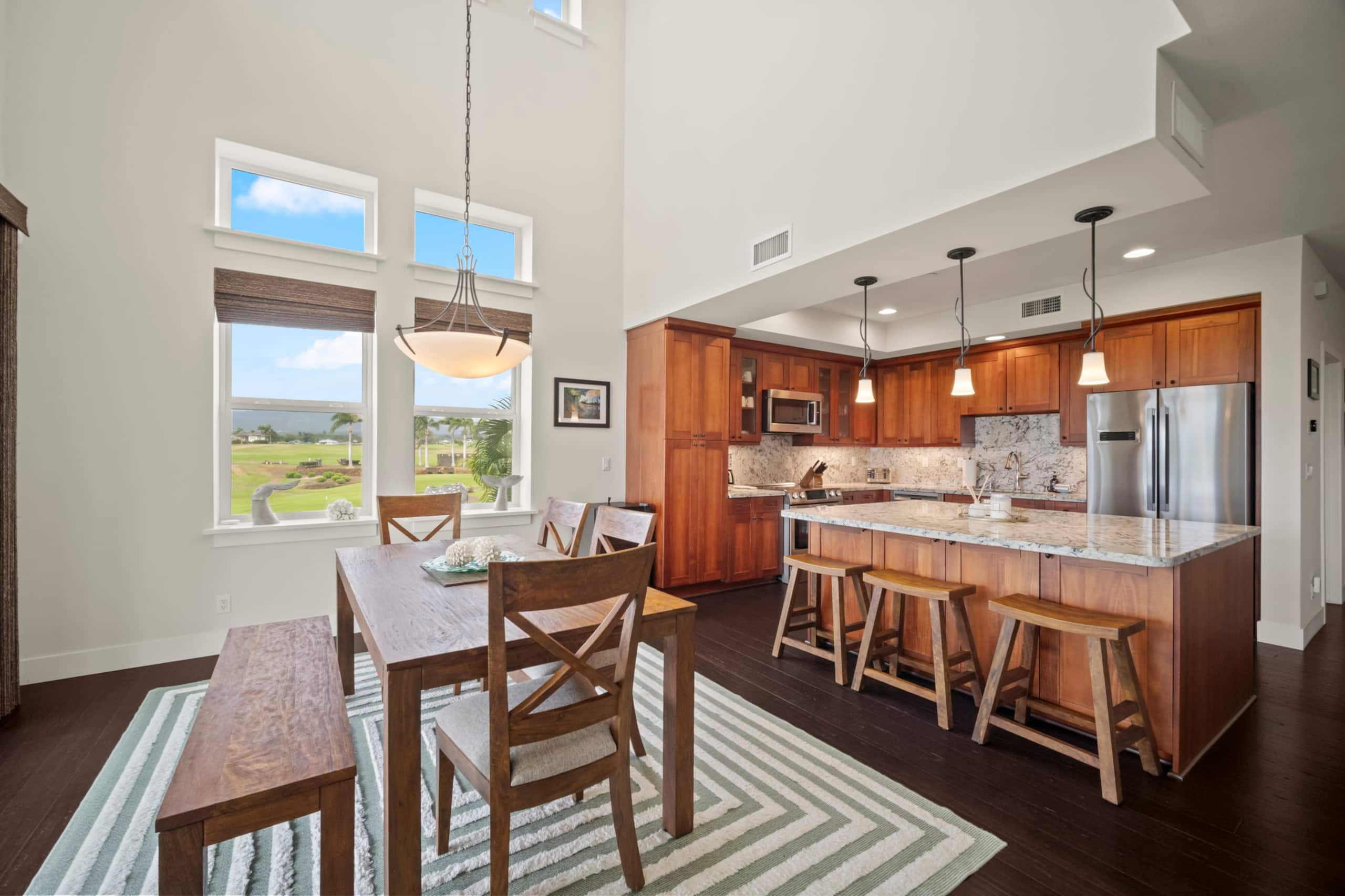 New Listing 3 Bedroom On The Golf Course. Pool / - Photo 8