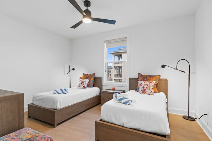 Habitación doble con dos camas individuales en el nivel 2