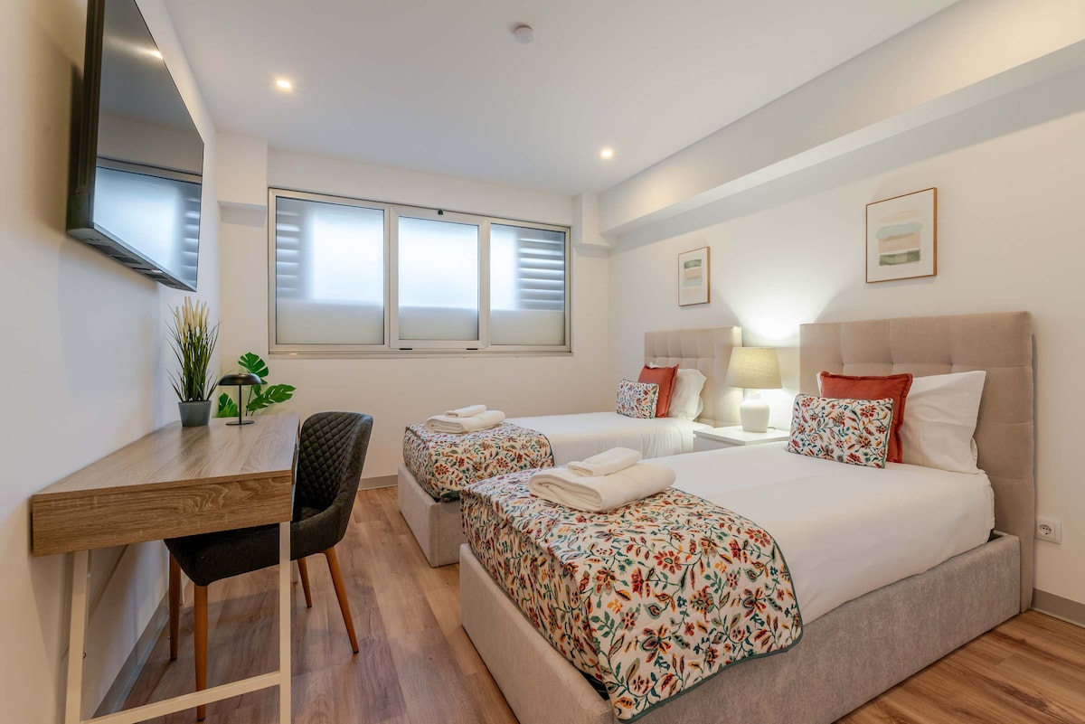 Bom Sucesso Executive Suite 9 by HostWise - Apartments for Rent in ...