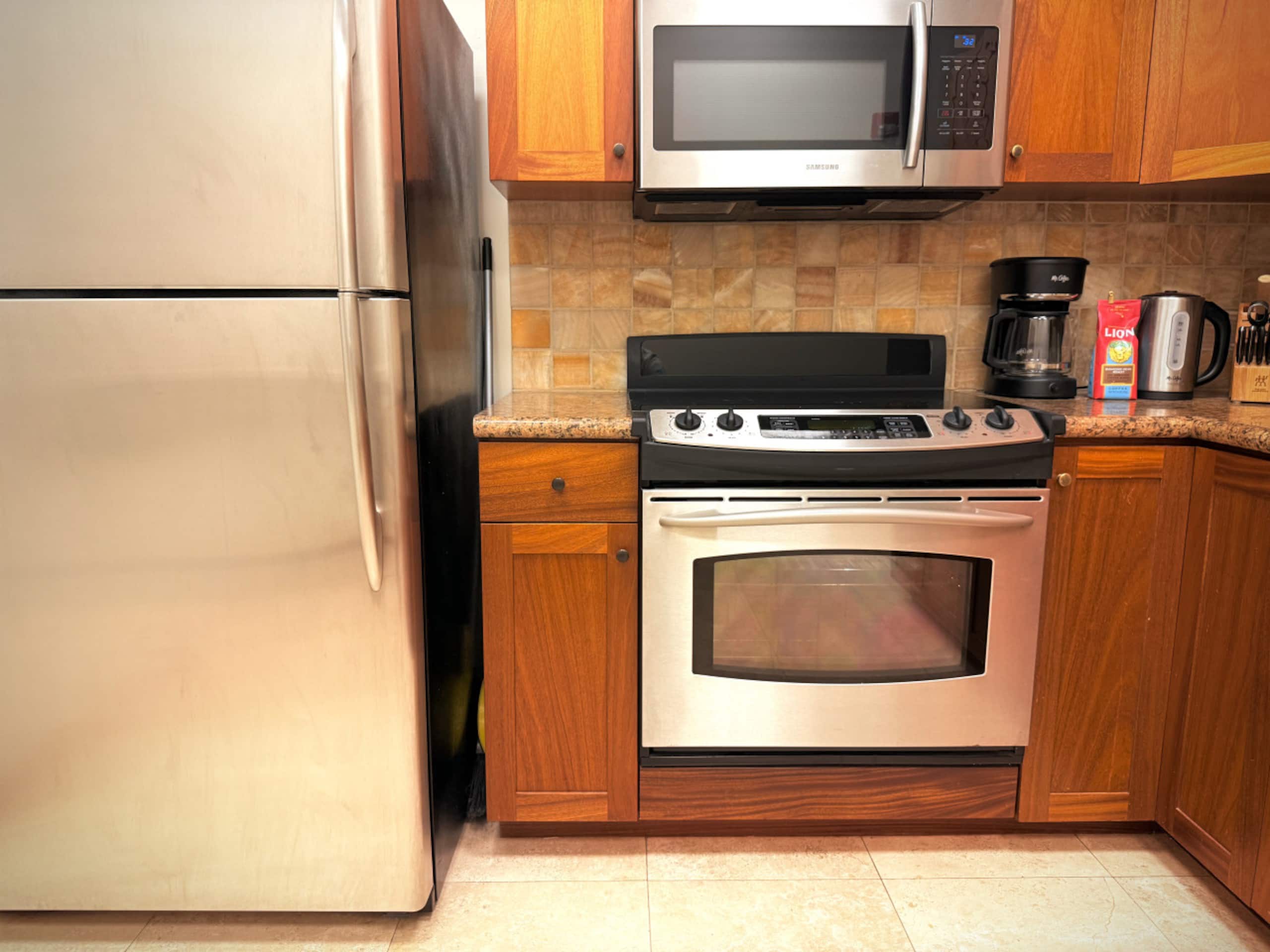 Hotel in Honolulu · ★4.5 · 3 bedrooms · 3 beds · 1 private bath - Image 5