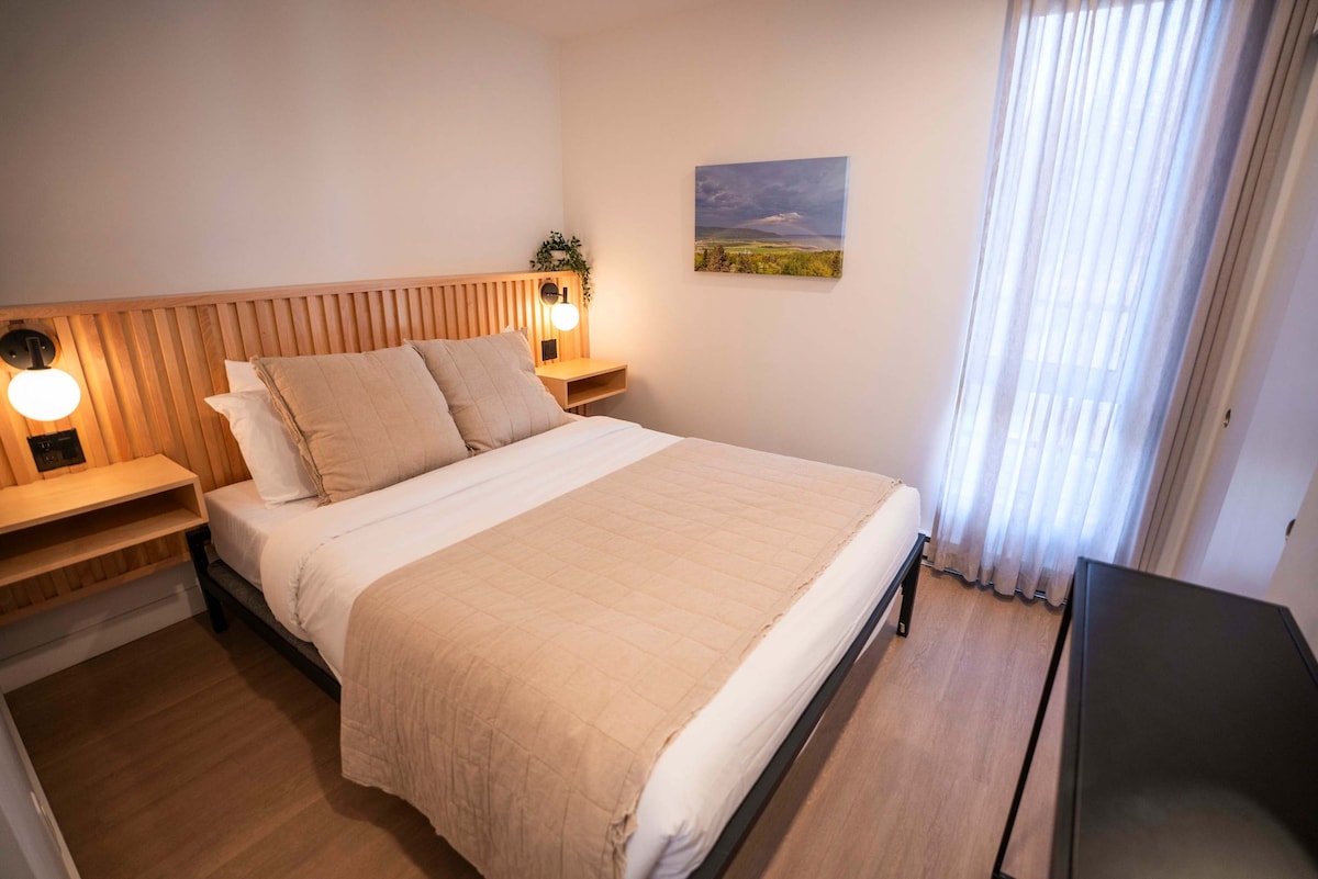 Chambre 2 - Lit queen