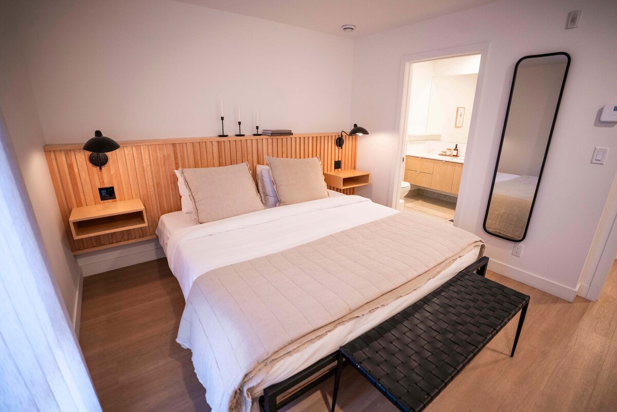 3号卧室：加大双人床