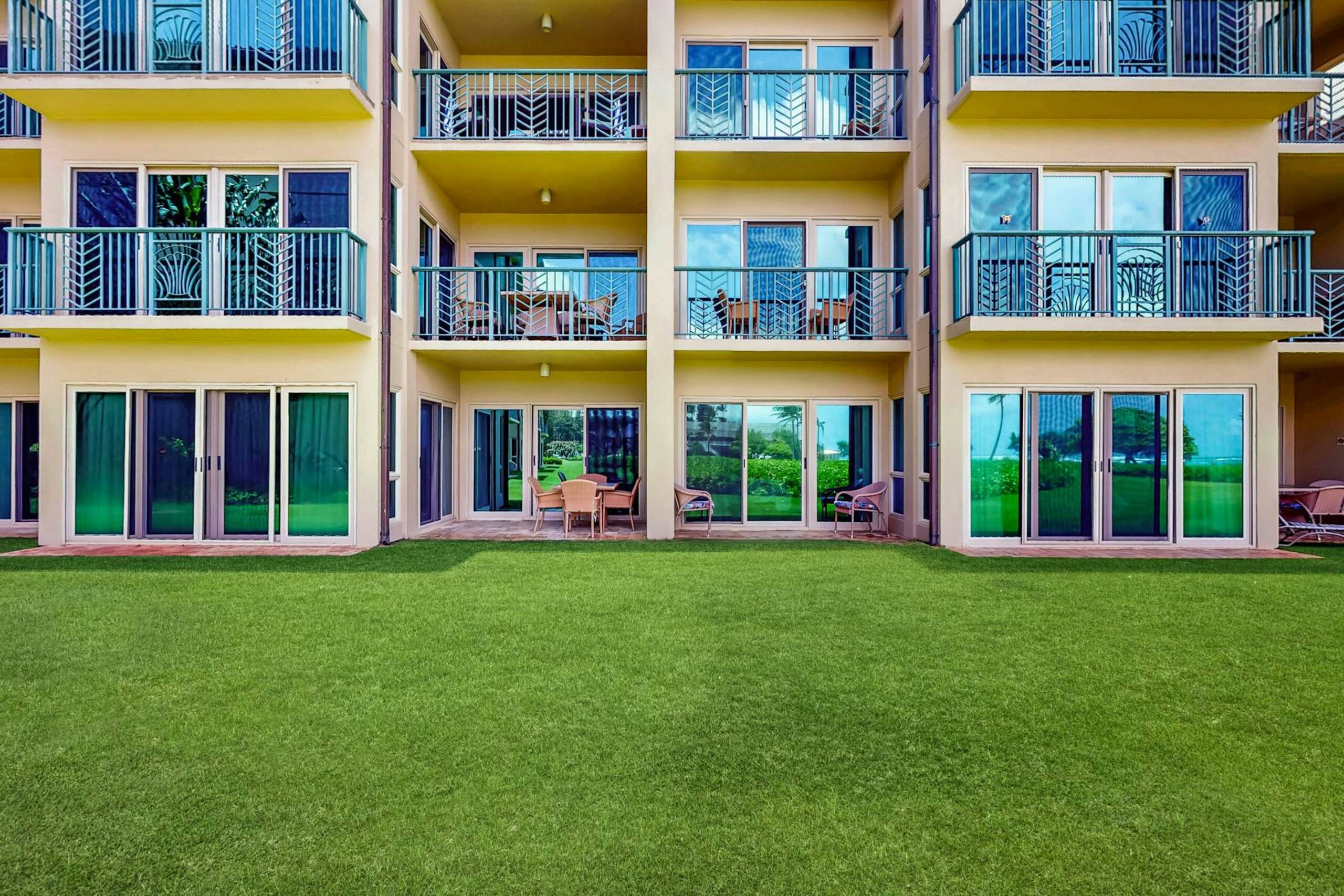 Condo in Kapaa · ★4.38 · 2 bedrooms · 3 beds · 3 private baths - Photo 26