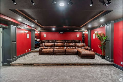 Grand Palace in SLC with Home Theater and Panorami